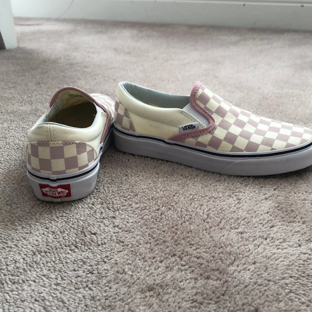 Pink Checkered Vans - Picture 1 of 4